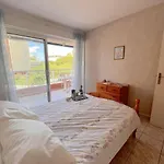 Apartamento 2 Pièces Proche Avec Garage, - Fr-1-226a-167